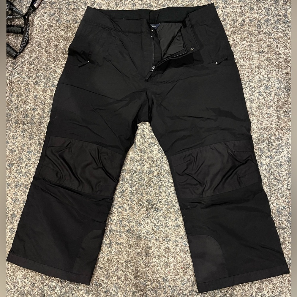 Like New Women's Petite XL Squall Waterproof Insulated Snow Pants